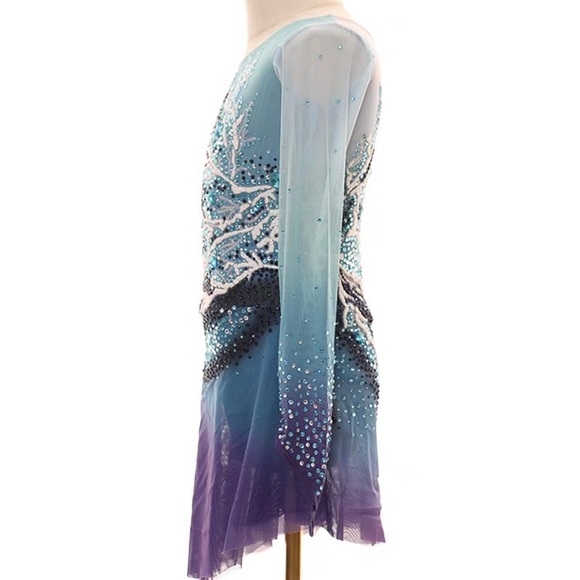 New Figure Skating Dress Size 8 (4~6T) with Hair Scrunchies 110~120cm - Picture 4 of 6